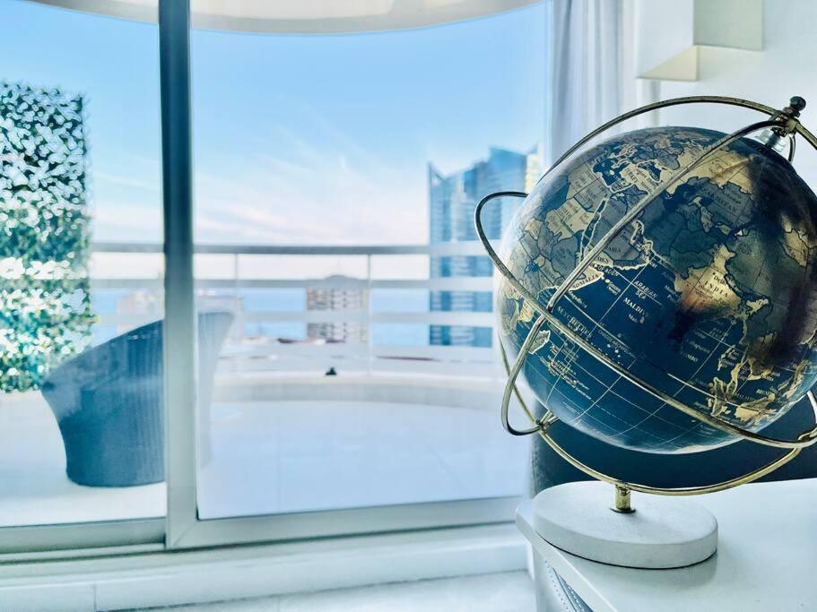 Apartamento Reve Au 7E Ciel Piscine Baie De Monaco Beausoleil Exterior foto